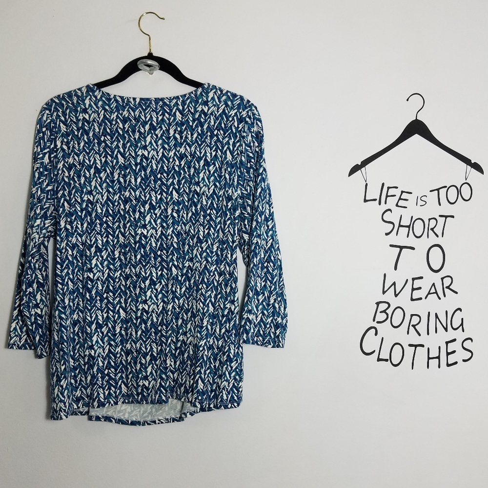 Flattering Talbots Blue Pattern Crossover Top, Xl - image 5